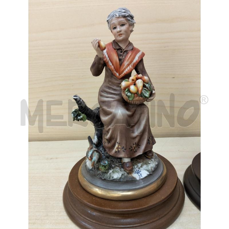 SCULTURA COPPIA ANZIANI SARTORI CAPODIMONTE | Mercatino dell'Usato Roma portonaccio 2