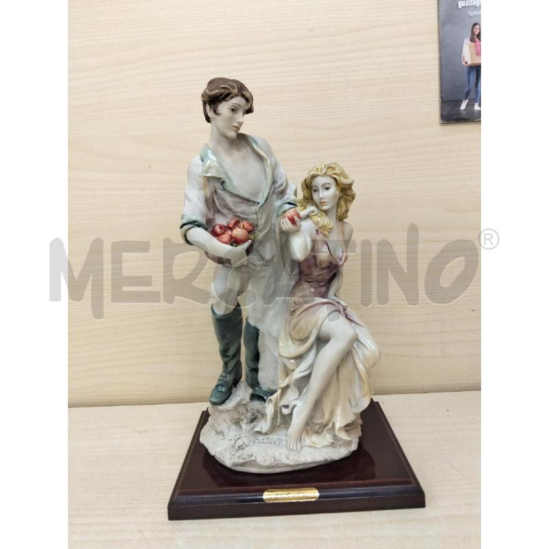 SCULTURA COPPIA VALENTINO C FRUTTA | Mercatino dell'Usato Roma portonaccio 1
