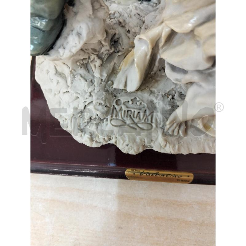SCULTURA COPPIA VALENTINO C FRUTTA | Mercatino dell'Usato Roma portonaccio 2