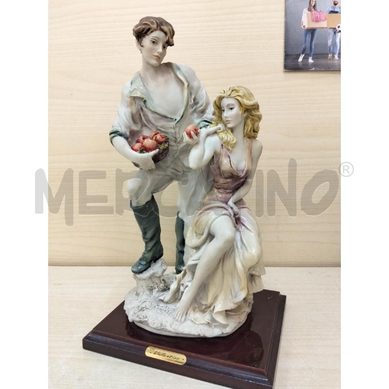 SCULTURA COPPIA VALENTINO C FRUTTA | Mercatino dell'Usato Roma portonaccio 4