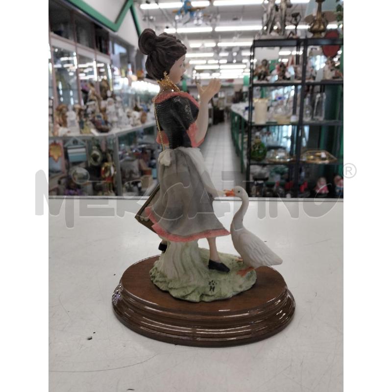 SCULTURA PICCOLA DONNA C OCA BOZZETTO BASE LEGNO | Mercatino dell'Usato Roma portonaccio 2