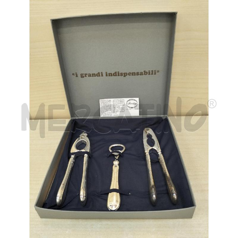 SET SCHIACCIANOCI/PINZA E STAPPABOTT SILVER SHERATONN | Mercatino dell'Usato Roma portonaccio 1