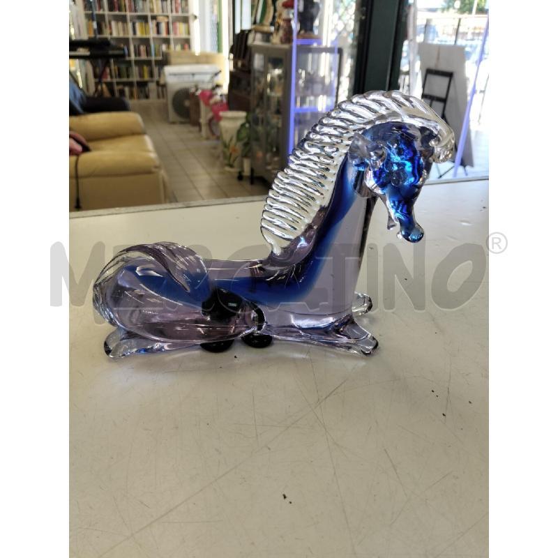 SOPRAMMOBILE CAVALLO MURANO BLU DIFETTO CRINIERA | Mercatino dell'Usato Roma portonaccio 2
