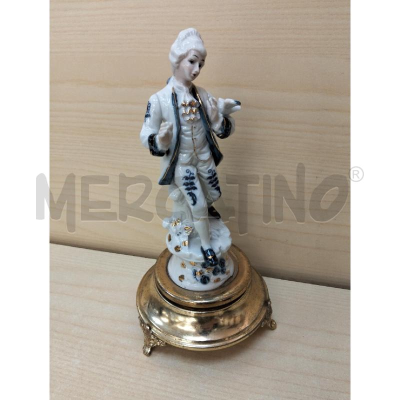 STATUINA CARILLON PORCELLANA BASE DORATA | Mercatino dell'Usato Roma portonaccio 1