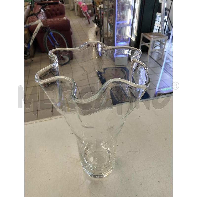 VASO VETRO IVV ONDULATO | Mercatino dell'Usato Roma portonaccio 3
