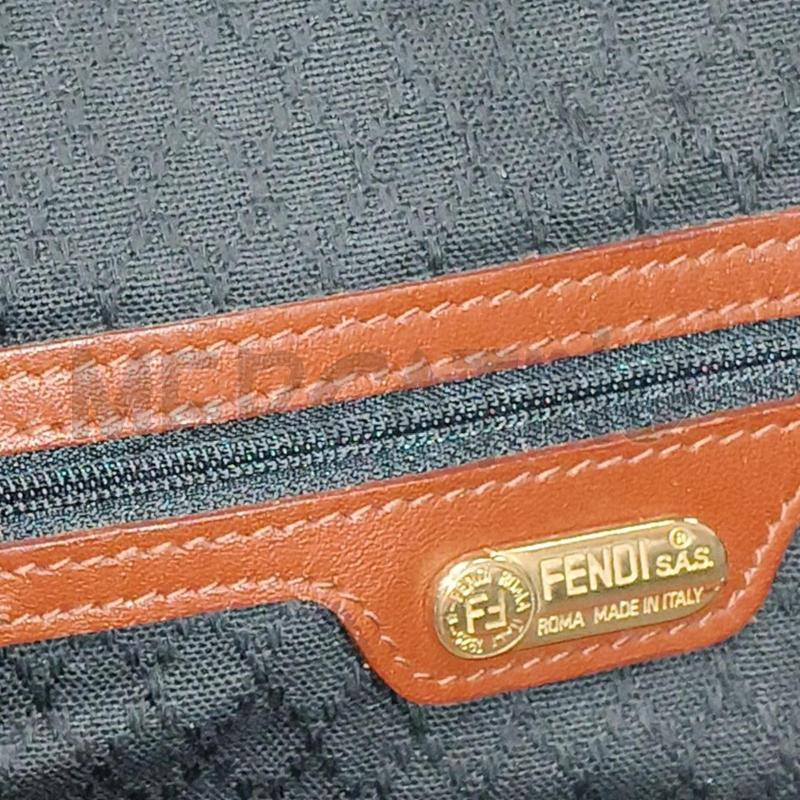 BORSONE FENDI PEQUIN  | Mercatino dell'Usato Roma tiburtina 5