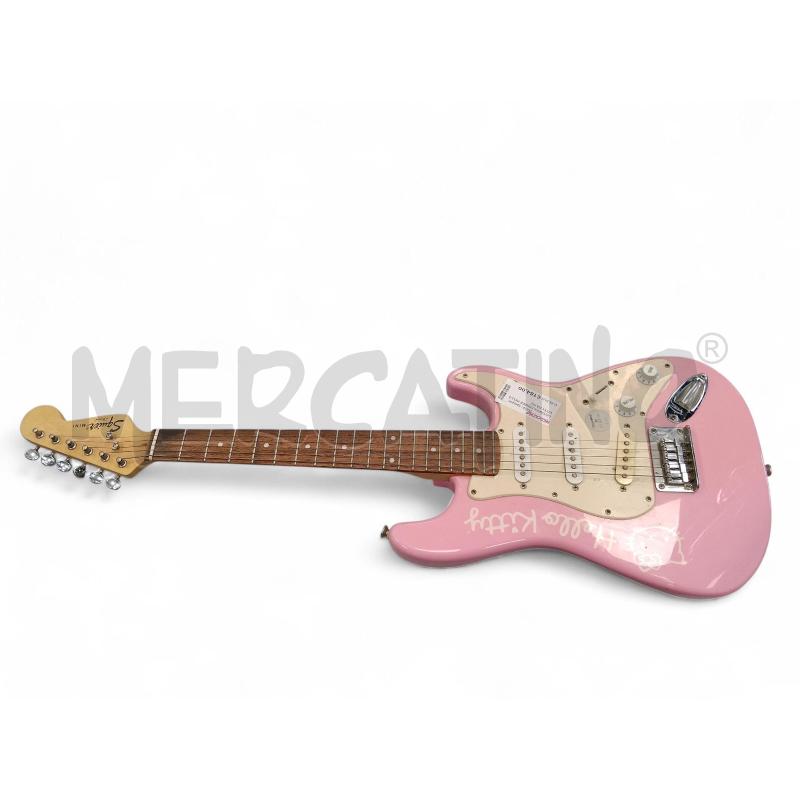 CHITARRA FENDER HELLO KITTY DA RIV | Mercatino dell'Usato Roma tiburtina 1