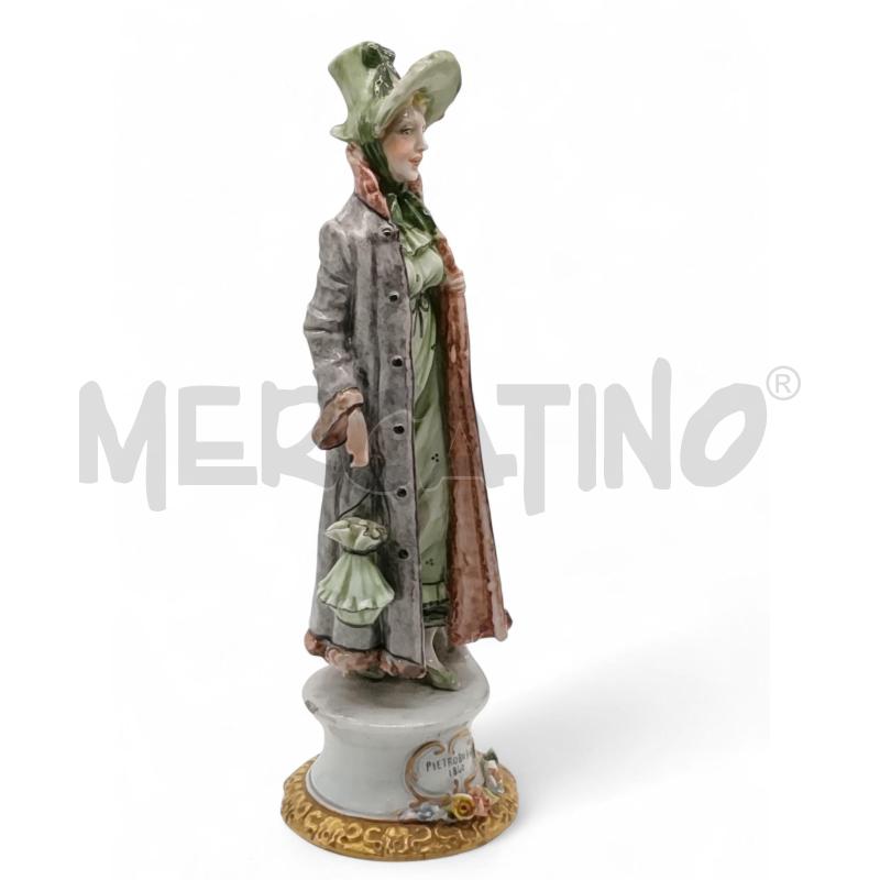 COPPIA STATUINE CAPODIMONTE LUI E LEI | Mercatino dell'Usato Roma tiburtina 2