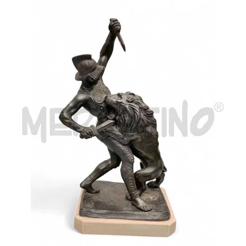 STATUA GLADIATORE DE LUCA | Mercatino dell'Usato Roma tiburtina 1