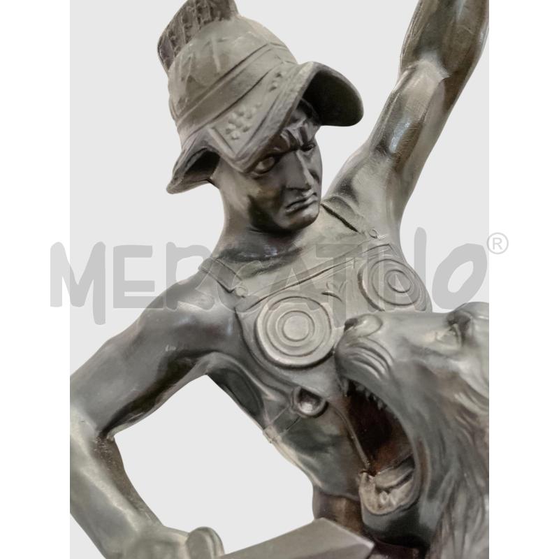 STATUA GLADIATORE DE LUCA | Mercatino dell'Usato Roma tiburtina 4