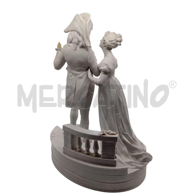 STATUA  LUI E LEI SCALINI BIANCA CAPODIMONTE | Mercatino dell'Usato Roma tiburtina 3