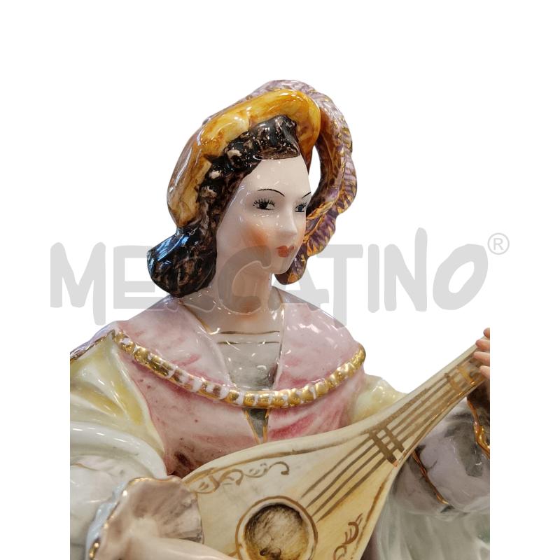 STATUINA GERARDI  VIOLINISTA  | Mercatino dell'Usato Roma tiburtina 5