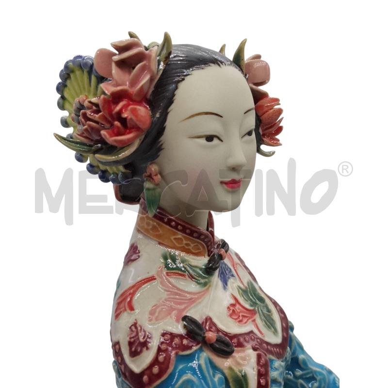 STATUINA  DONNA ORIENTALE +SCATOLA | Mercatino dell'Usato Roma tiburtina 3