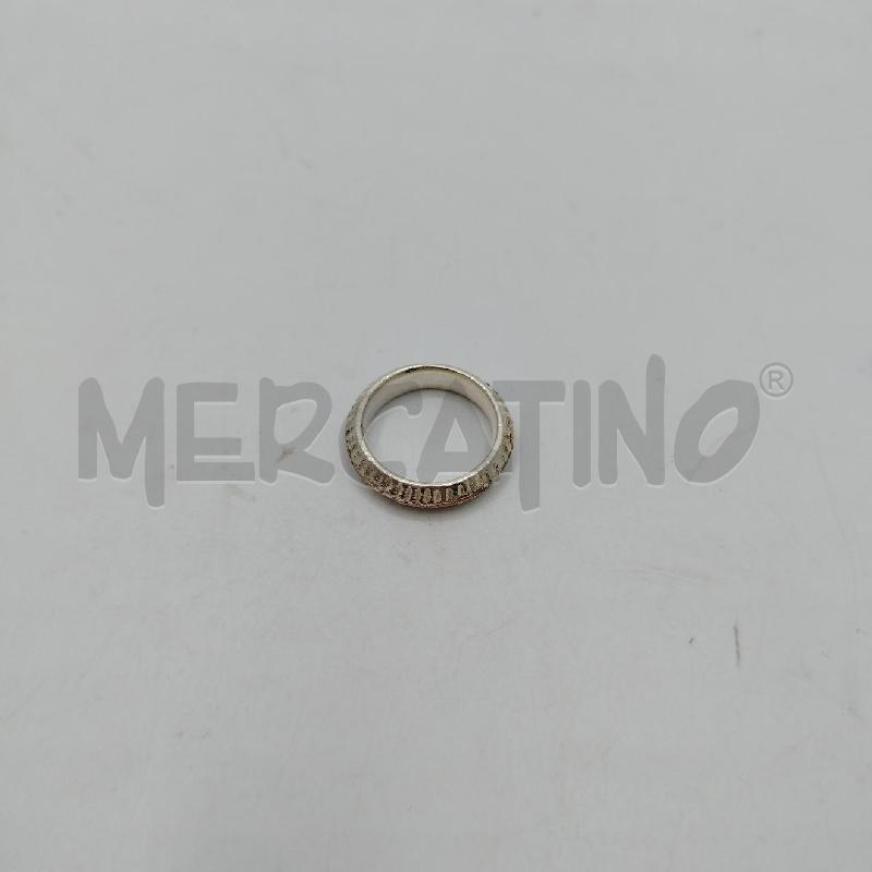 ANELLO D MET RIGHETTE INCISE | Mercatino dell'Usato Roma viale tirreno 3