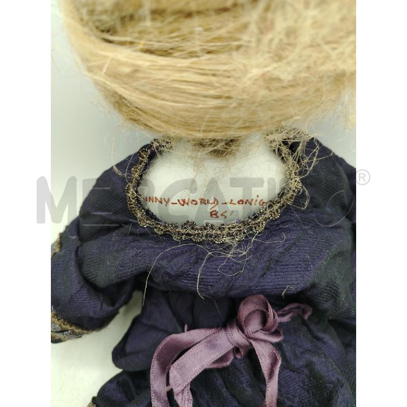 BAMBOLA CERAMICA VESTITO VIOLA VICENTINA | Mercatino dell'Usato Roma viale tirreno 3