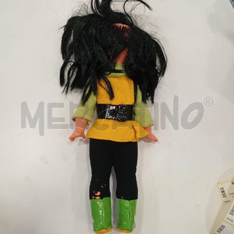 BAMBOLA FANELLA CON OCCHIALI | Mercatino dell'Usato Roma viale tirreno 4