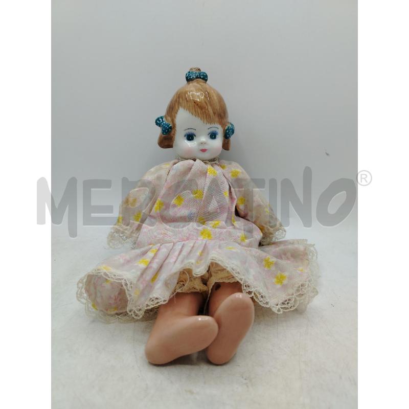 BAMBOLINA PORCELLANA EP VESTITO FIORI | Mercatino dell'Usato Roma viale tirreno 1