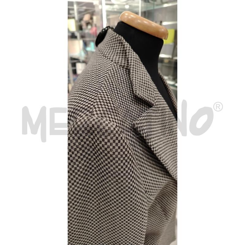BLAZER D ARMANI COLEZZIONI SCACCHIERA GR NE MONOBOTT | Mercatino dell'Usato Roma viale tirreno 4
