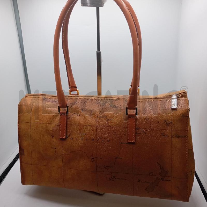 BORSA D ALVIERO MARTINI 1^CLASSE | Mercatino dell'Usato Roma viale tirreno 3