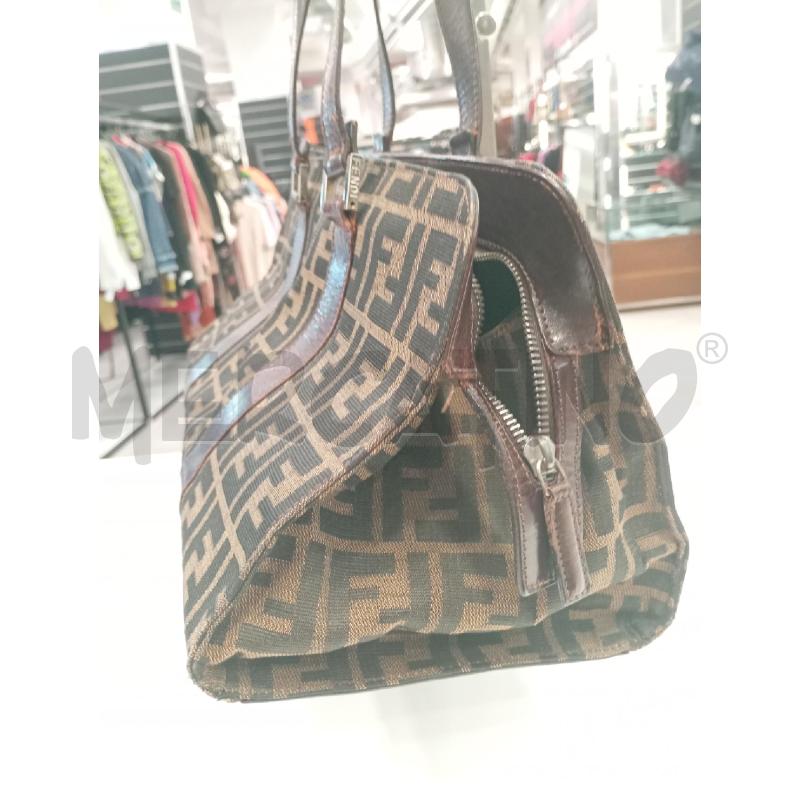 BORSA D FENDI BAGUETTE ZUCCA | Mercatino dell'Usato Roma viale tirreno 2
