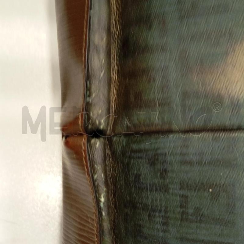 BORSA D FENDI NE/MARR TASCHE FRONT TRACOLLA | Mercatino dell'Usato Roma viale tirreno 4