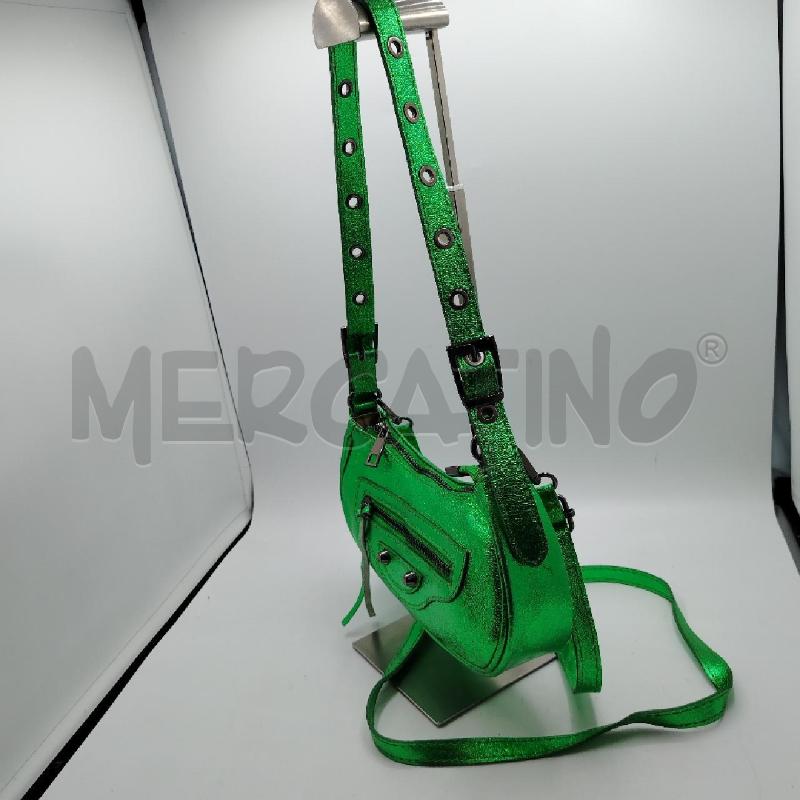 BORSA D GENUINE LETHER VE METALL | Mercatino dell'Usato Roma viale tirreno 3