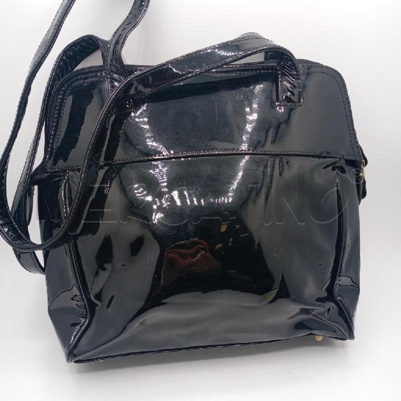 BORSA D REGINA SCHRECKER NE LUCIDA  | Mercatino dell'Usato Roma viale tirreno 2