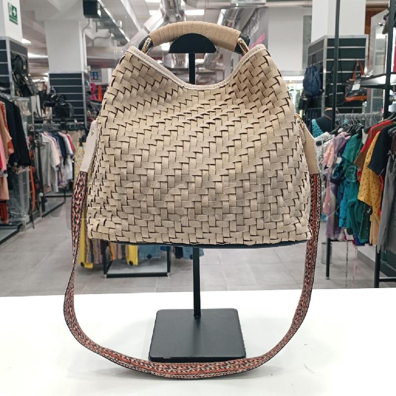 BORSA D VIAMAILBAG INTRECCI BE  | Mercatino dell'Usato Roma viale tirreno 1