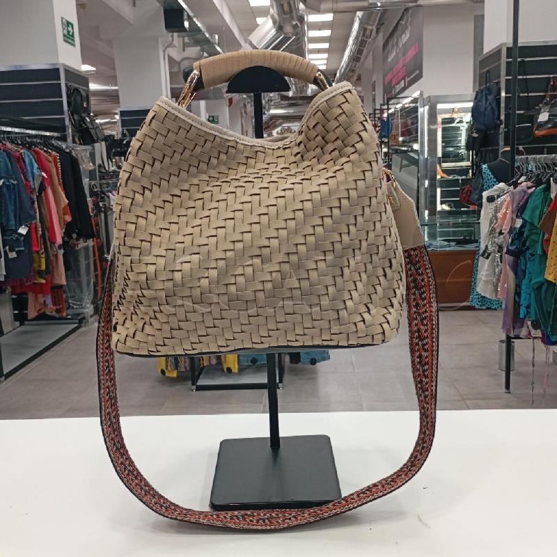 BORSA D VIAMAILBAG INTRECCI BE  | Mercatino dell'Usato Roma viale tirreno 2