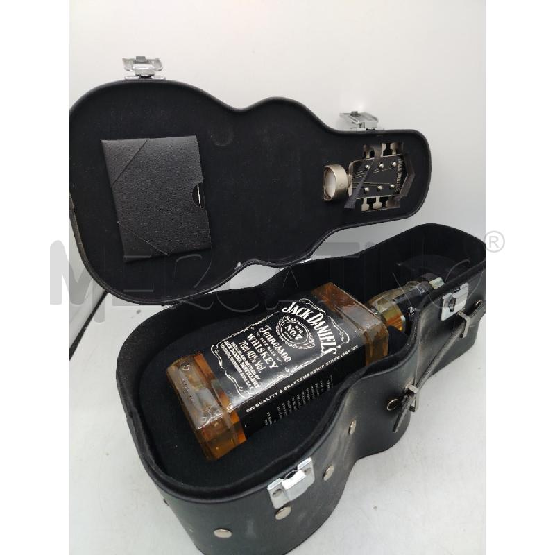 BOTTIGLIA JACK DANIEL'S GUITAR | Mercatino dell'Usato Roma viale tirreno 2