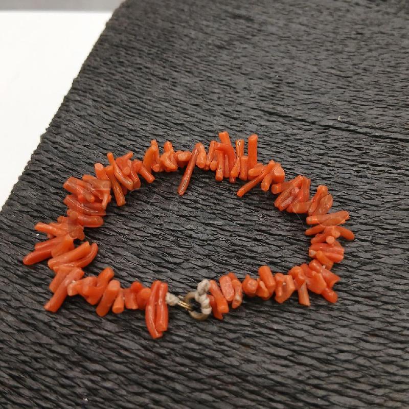 BRACCIALE CORALLO | Mercatino dell'Usato Roma viale tirreno 1