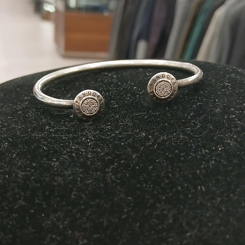 BRACCIALE PANDORA RIGIDO APERTO FINALI TONDI SCRITTA | Mercatino dell'Usato Roma viale tirreno 1