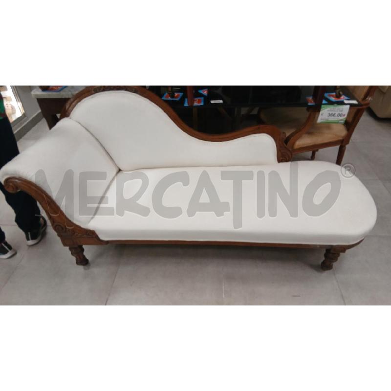 CHAISE LONGUE SEDUTA BIANCA C/ROTELLE | Mercatino dell'Usato Roma viale tirreno 1