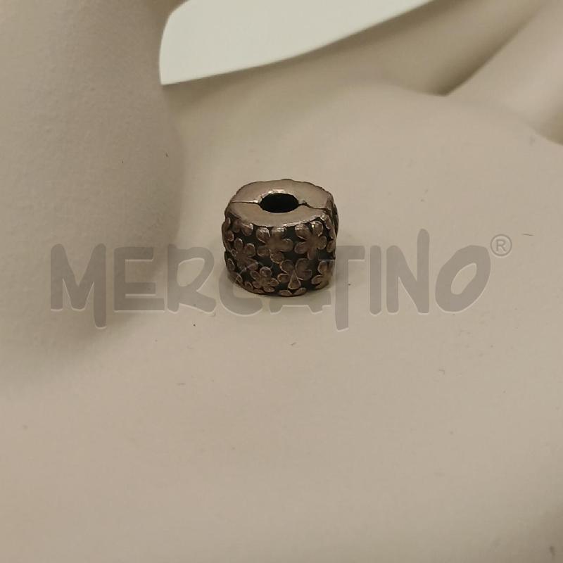 CHARM PANDORA CILINDRICI FLOREALI | Mercatino dell'Usato Roma viale tirreno 1
