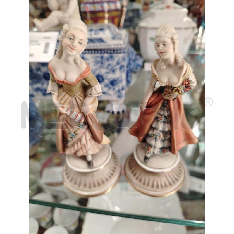 COPPIA STATUINE CPDM DONNE | Mercatino dell'Usato Roma viale tirreno 2