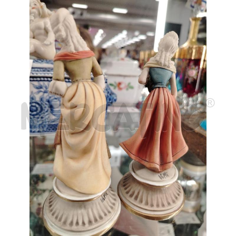 COPPIA STATUINE CPDM DONNE | Mercatino dell'Usato Roma viale tirreno 3