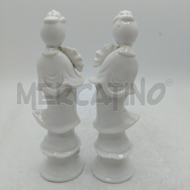 COPPIA STATUINE PORCELLANA CINESE | Mercatino dell'Usato Roma viale tirreno 3