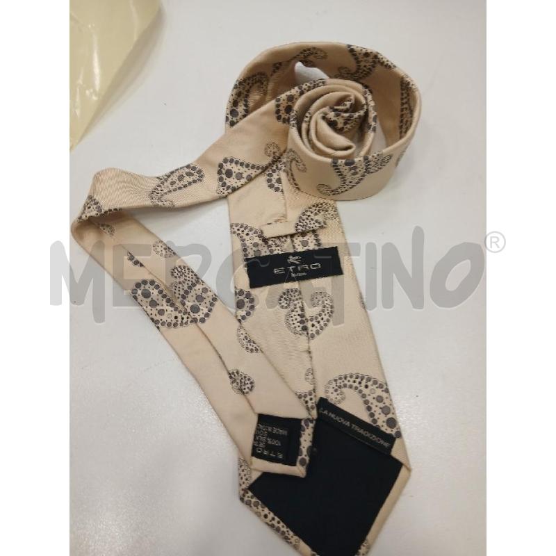 CRAVATTA ETRO PANNA FANTASIA FLOREALE NERO | Mercatino dell'Usato Roma viale tirreno 2