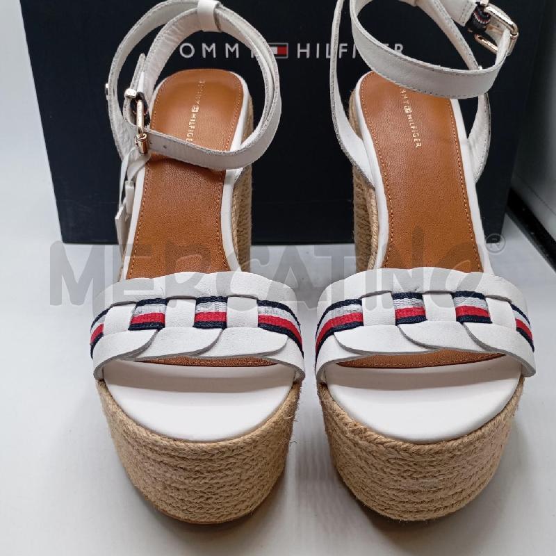 DECOLLETE TOMMY HILFIGER BIA RSS BL+SCAT | Mercatino dell'Usato Roma viale tirreno 3
