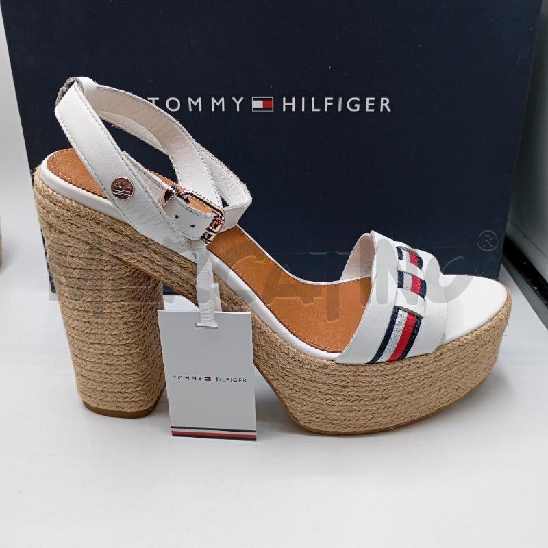 DECOLLETE TOMMY HILFIGER BIA RSS BL+SCAT | Mercatino dell'Usato Roma viale tirreno 5