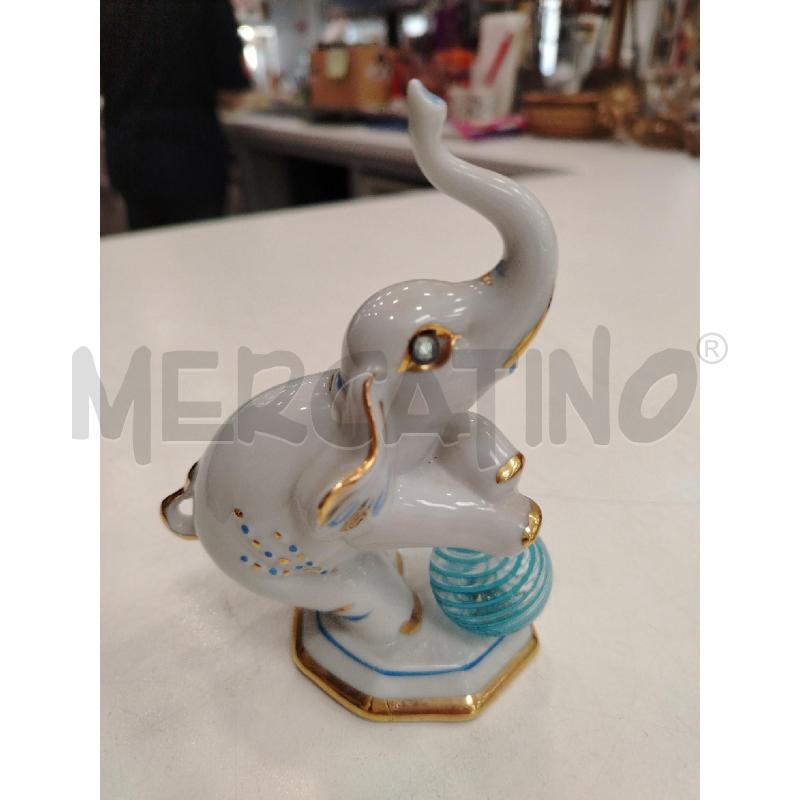 ELEFANTINO CAPODIMONTE SFERA MURANO | Mercatino dell'Usato Roma viale tirreno 2