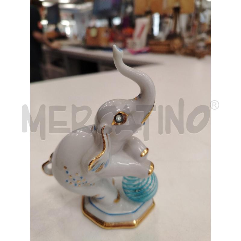ELEFANTINO CAPODIMONTE SFERA MURANO | Mercatino dell'Usato Roma viale tirreno 3