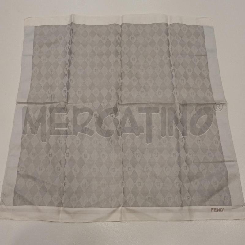 FAZZOLETTO FENDI GRIGIO DA RIV | Mercatino dell'Usato Roma viale tirreno 1