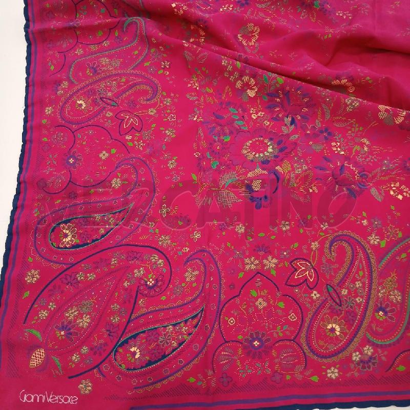 FOULARD GIANNI VERSACE ROSA FANTASIA FLOREALE  | Mercatino dell'Usato Roma viale tirreno 2
