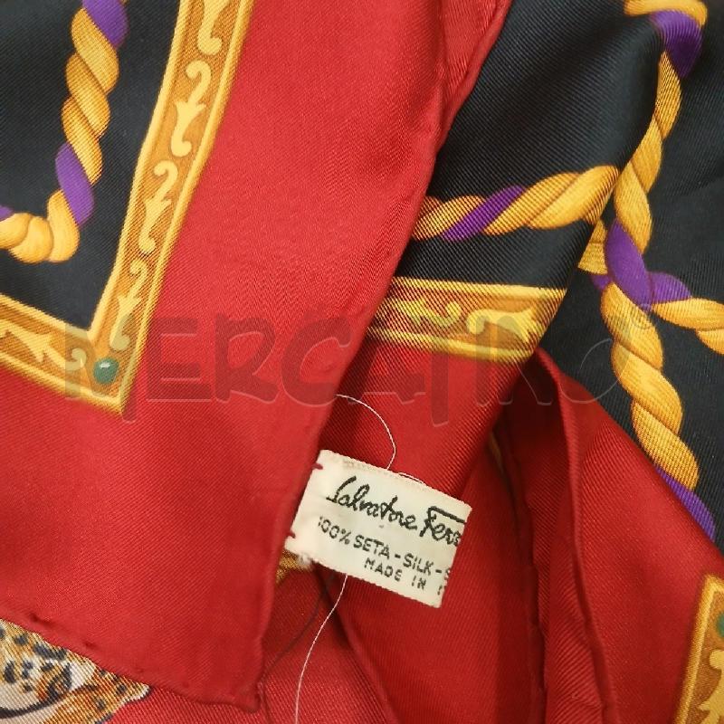 FOULARD SALVATORTE FERRAGAMO BL RSS DOR TIGRI | Mercatino dell'Usato Roma viale tirreno 3