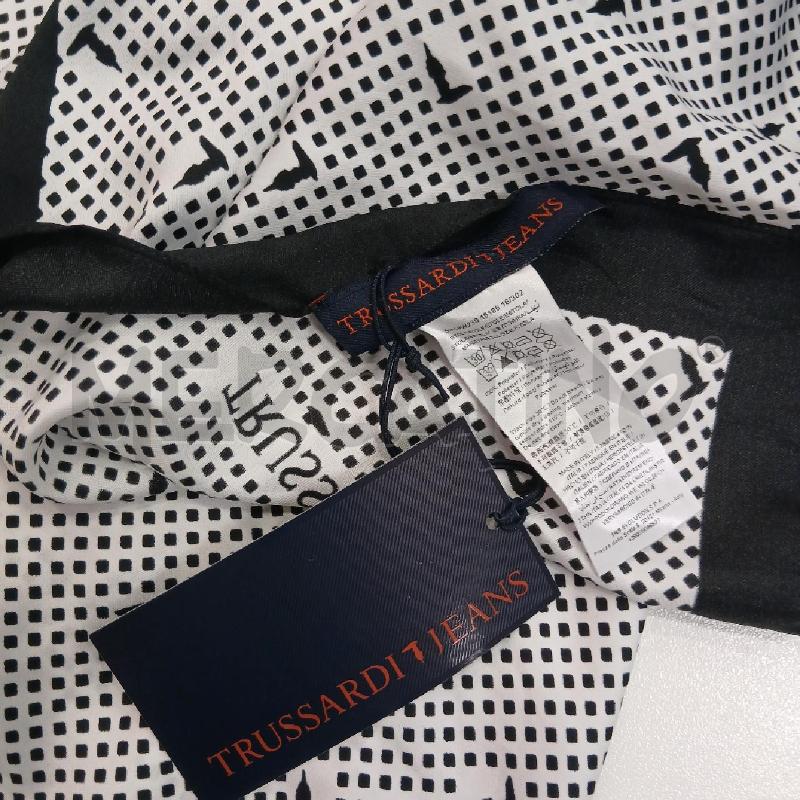 FOULARD TRUSSANDI JEANS BI FANT BL | Mercatino dell'Usato Roma viale tirreno 3
