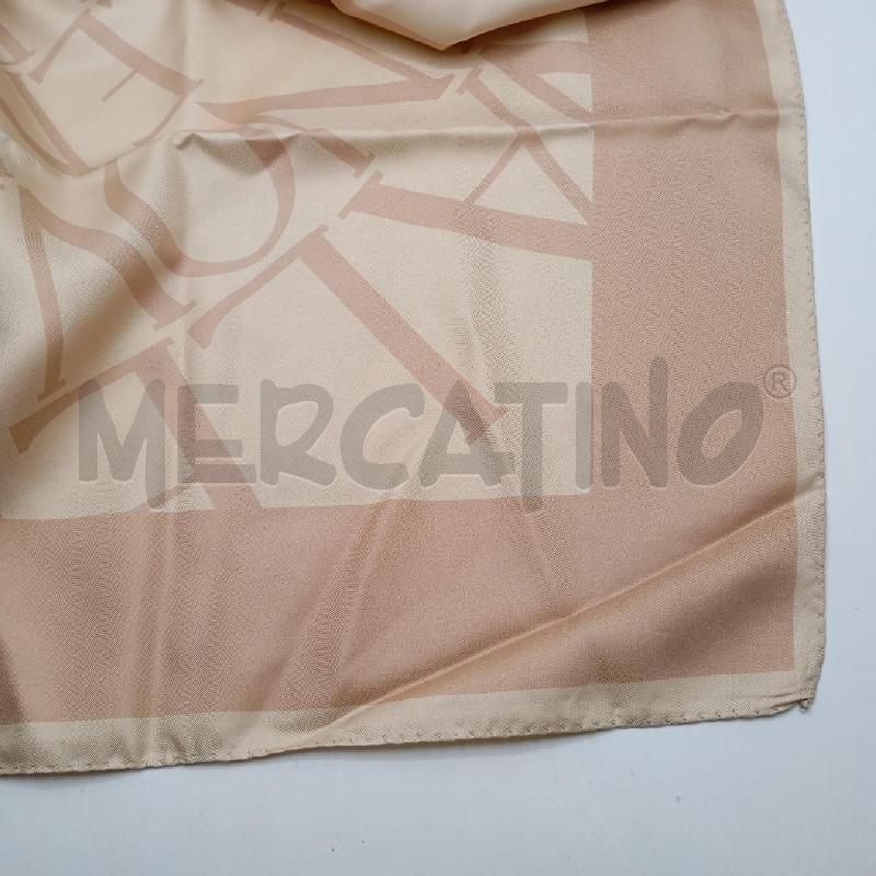 FOULARD VALENTINO BEIGE 100%SETA  | Mercatino dell'Usato Roma viale tirreno 3