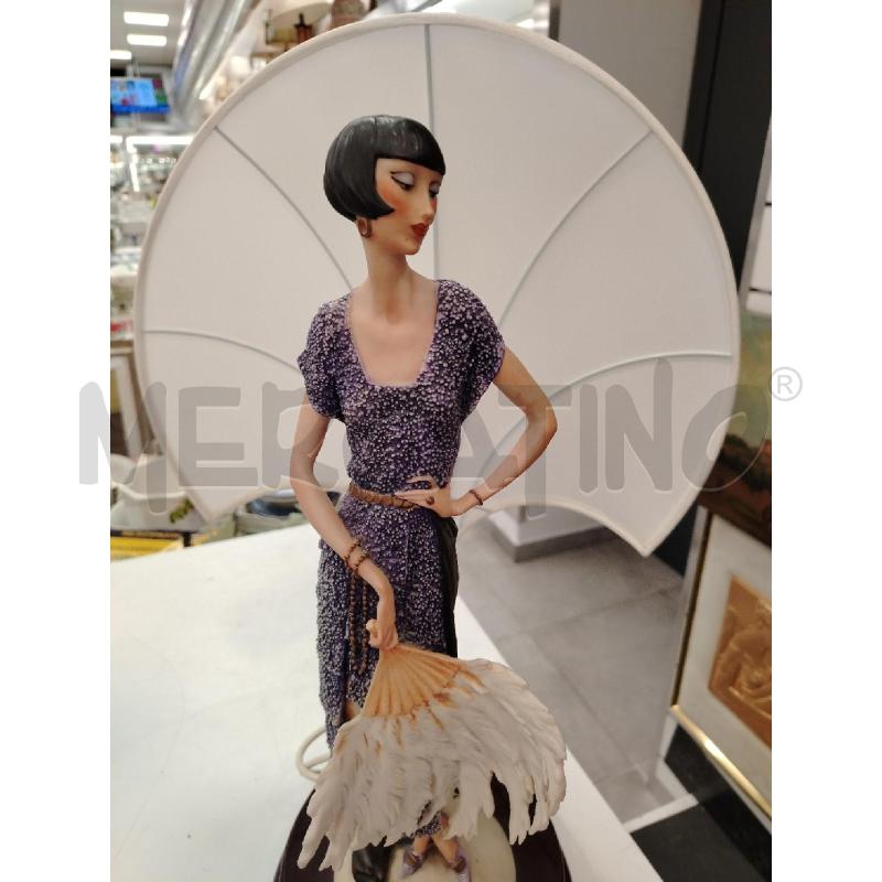 LAMPADA ARMANI LADY WITH FAN | Mercatino dell'Usato Roma viale tirreno 2