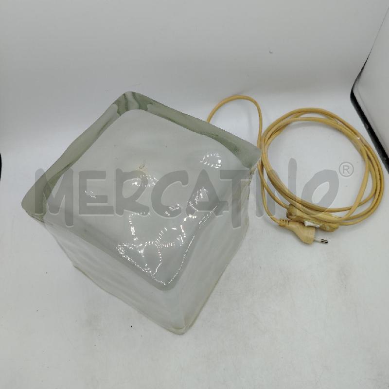 LAMPADA DA TAVOLO IKEA ICE CUBE  | Mercatino dell'Usato Roma viale tirreno 3