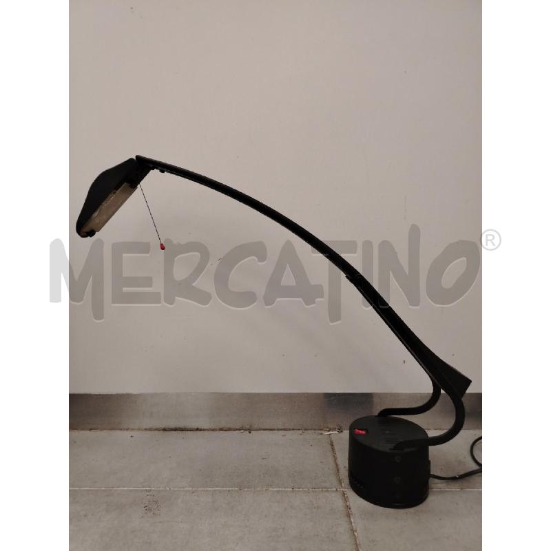 LAMPADA DA TAVOLO STILPLAST ANNI 80 | Mercatino dell'Usato Roma viale tirreno 1